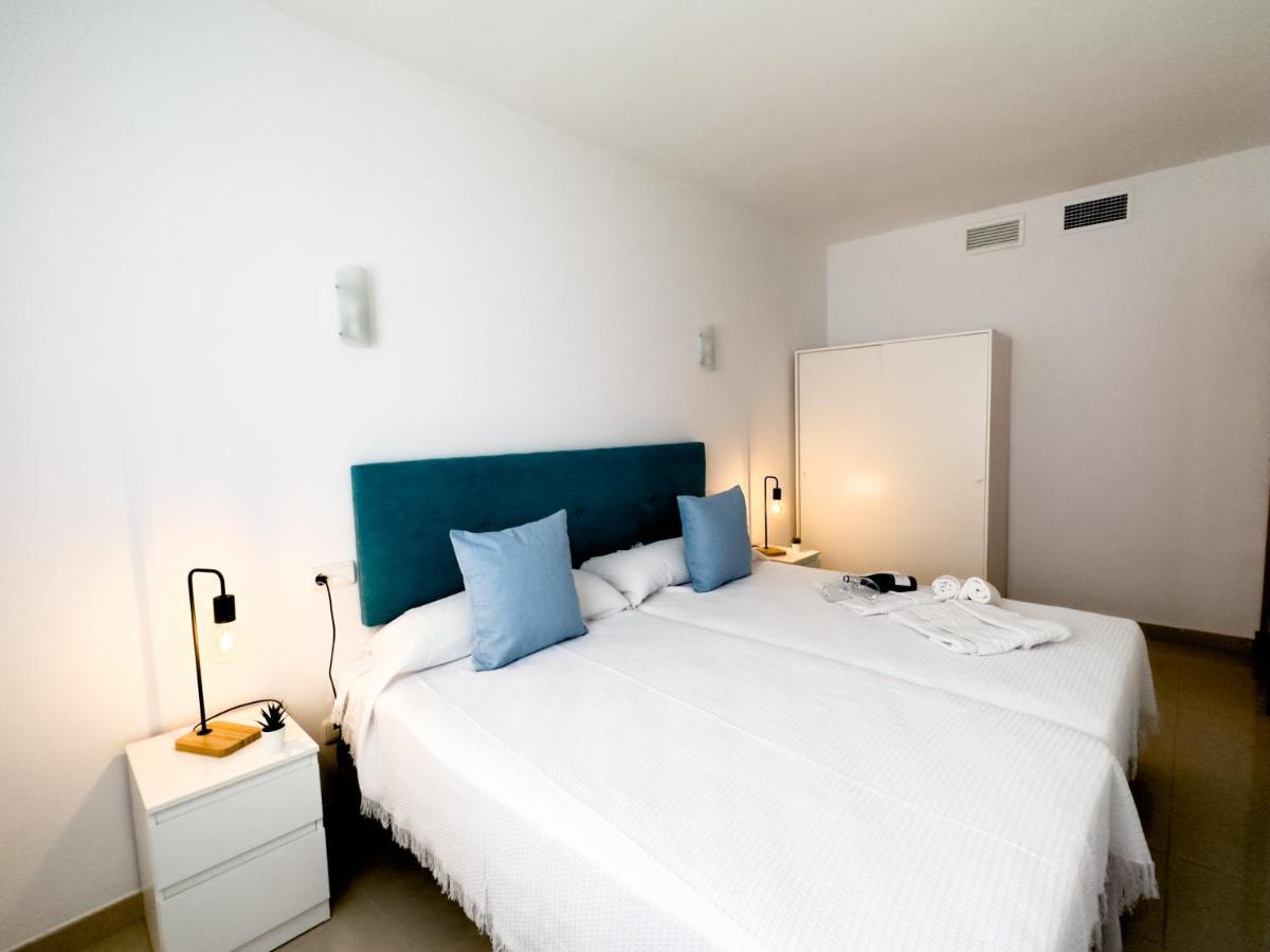 Playa Sun Apartment San Luis de Sabinillas Exterior photo